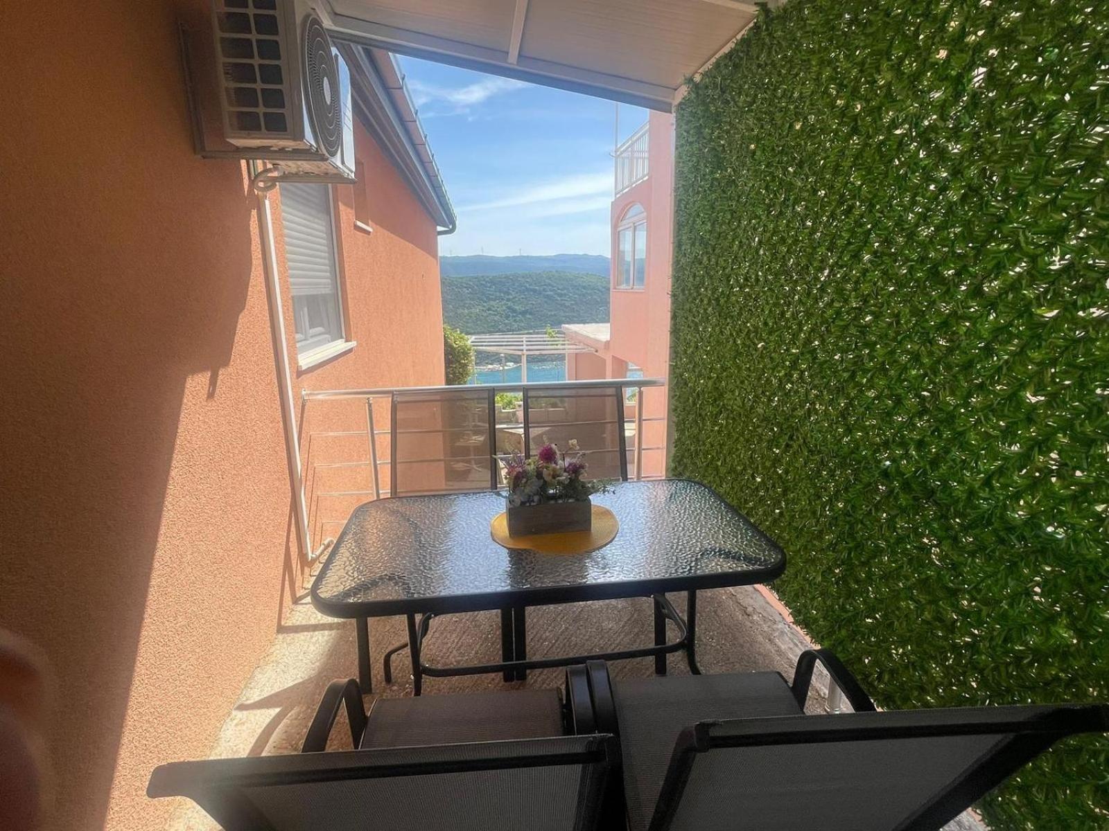 Apartmani Zuti Neum Kamer foto