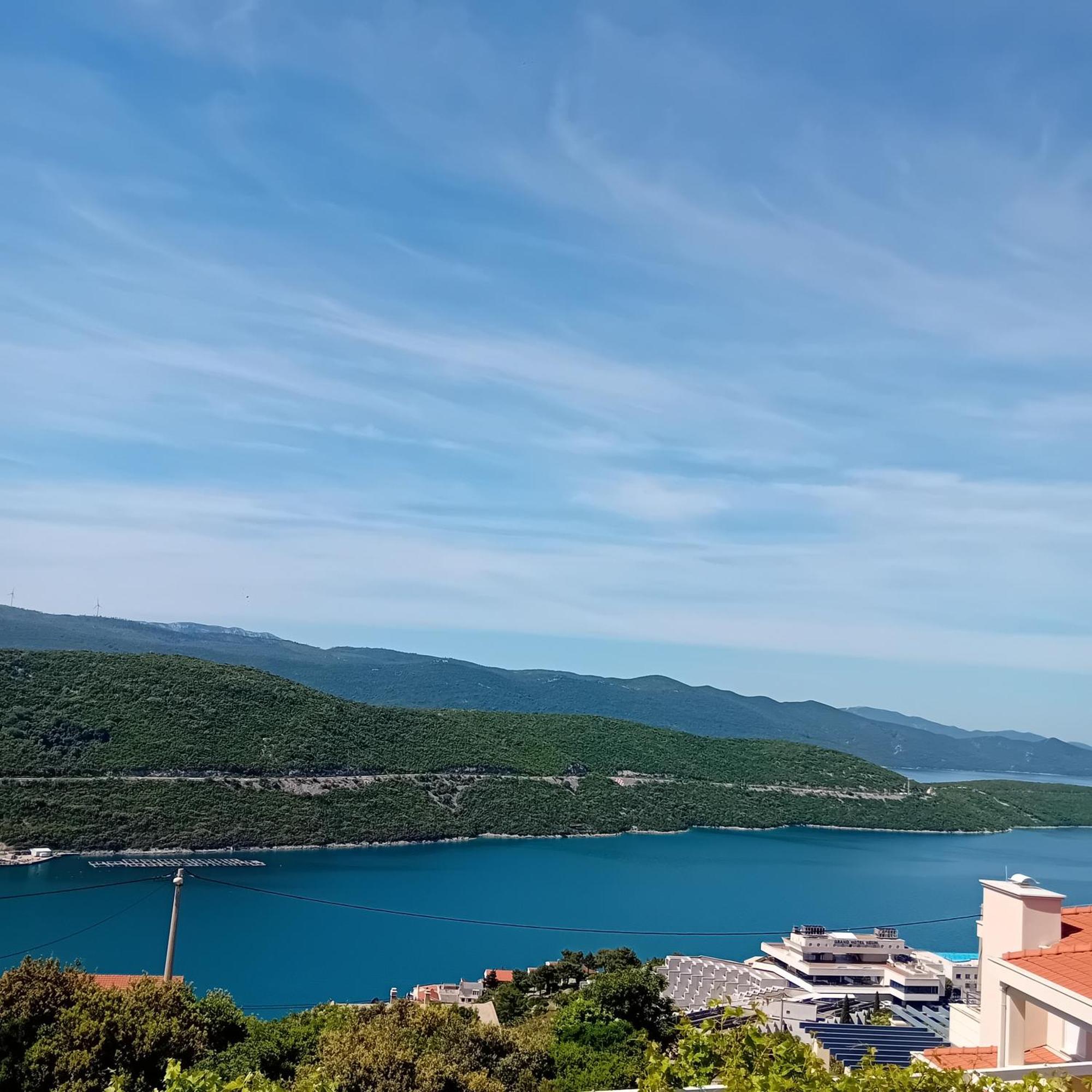 Apartmani Zuti Neum Kamer foto